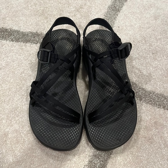 Chaco Shoes - Chacos size 9